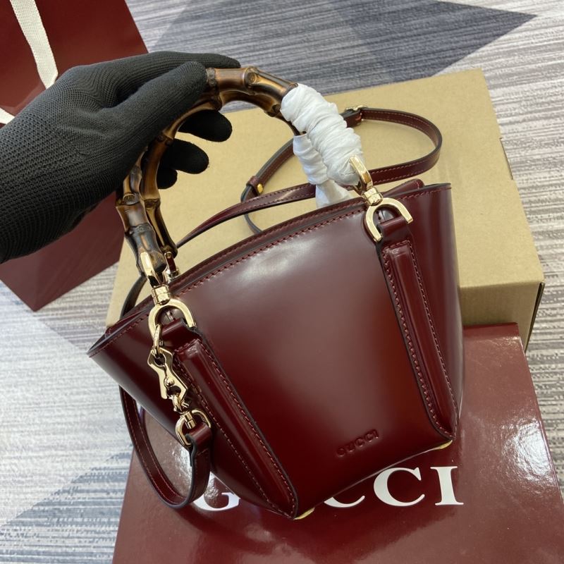 Gvc*1 tote bags